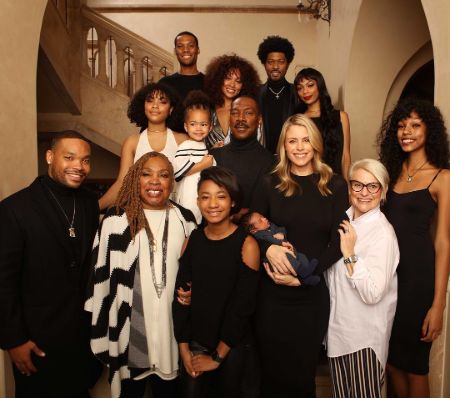 The picture of Eddie Murphy with his family.